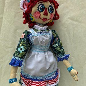 Raggedy Ann - Beloved American Doll